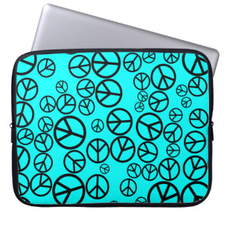 Retro Black vredessignalen op Aqua Blue Laptop Sleeve
