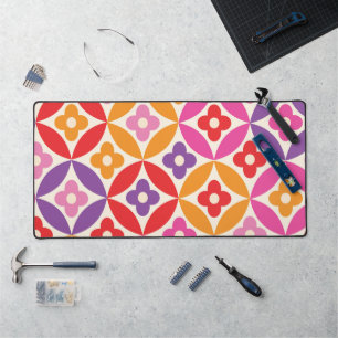 Retro bloemen op mid century cirkelpatroon bureaumat