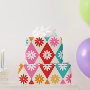 Retro Bloemen op Mid Century Diamanten Patroon Cadeaupapier