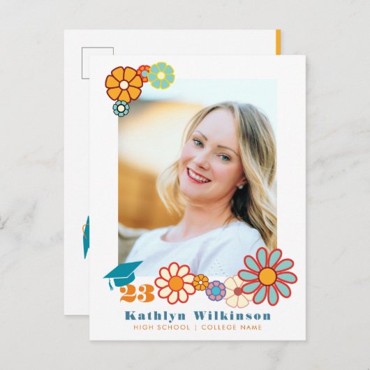 Retro Bloemige Elegante Script Chic Foto Afstudere Aankondigingskaart (Voorkant / Achterkant)