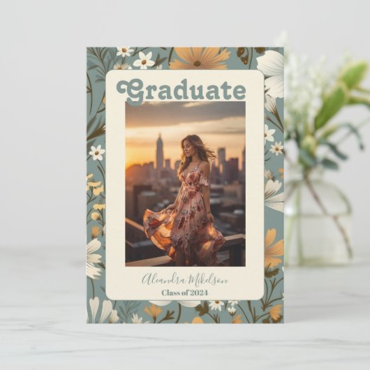Retro Boho Afstuderen Aankondiging (Staand voorkant)
