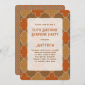 Retro Brown Oranje Pattern Surprise Birthday Party Kaart (Voorkant / Achterkant)