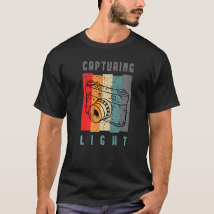 Retro  camera fotografie van licht P T-shirt