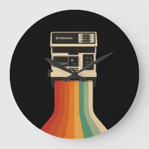 Retro camera met regenboogprint grote klok