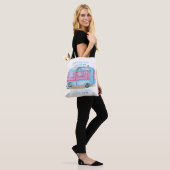 Retro Camper Caravan Blue | Roze en witte glamper Draagtas (Op model)