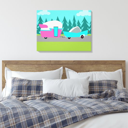 Retro Camper / Trailer Uitgerekte Canvas Print (Insitu (Slaapkamer))