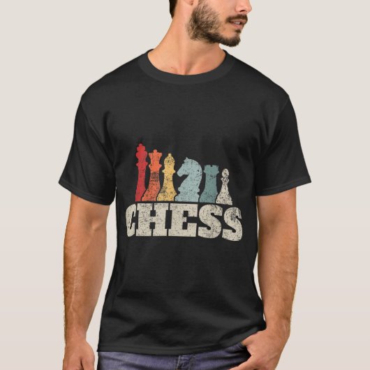 Retro Chess Pieces Design T-shirt (Voorkant)