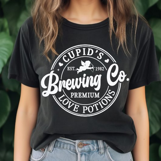 Retro Cupido Brouwen Co Love Potions Grappig Paar T-shirt
