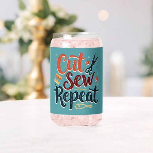 Retro "Cut Sew Repeat" naailiefhebber ontwerp Blikvorm Glas (Insitu (Huwelijk))