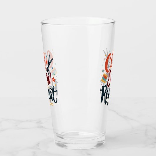 Retro "Cut Sew Repeat" naailiefhebber ontwerp Glas (Links)