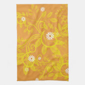 Retro Daisy en gele Filigree over Sinaasappel Theedoek (Verticaal)