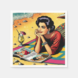 Retro dame op het strand die droomt over mode servet