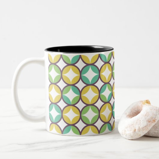 Retro Diamond in Circle Pattern Blue Green Gold Tweekleurige Koffiemok (Met donut)