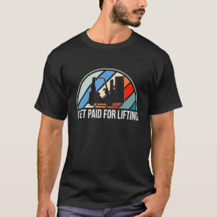 retro die ik betaald krijg voor het opheffen van t-shirt