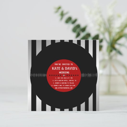 Rétro disque vinyle l faire-part de mariage (Debout devant)