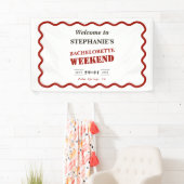 Retro Donkerrood Wavy Border Bachelorette Weekend Spandoek (Insitu)