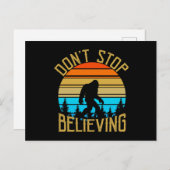 Retro Dont Stop Believing Bigfoot Briefkaart (Voorkant / Achterkant)