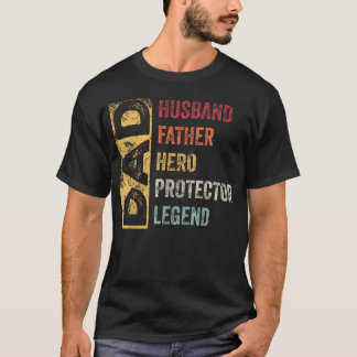 Retro Echtgenoot Vader Held Beschermer Legende Vad T-shirt