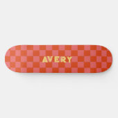 Retro esthetisch roze en rood dambordpatroon skateboard (Horizontaal)