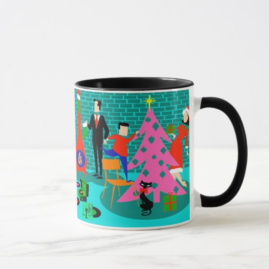 Rétro famille équilibrant la tasse d'arbre de Noël (Droite)