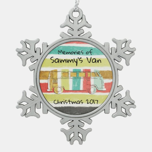 Retro Family Bus met Groovy Stripes Tin Sneeuwvlok Ornament (Voorkant)