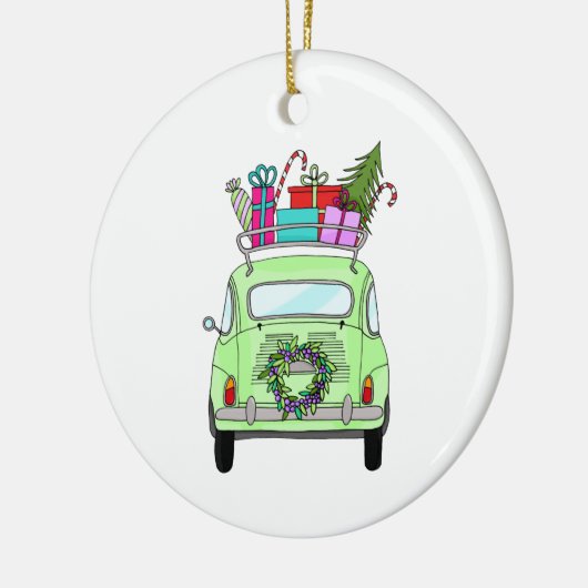 Retro Fiat 500 met kerstcadeaus Keramisch Ornament (Links)