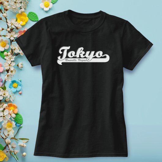 Retro Figaro Citation Tokyo Nouvelle Vague T-Shirt