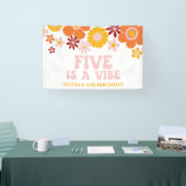 Retro Floral Five is een Vibe 5th Birthday Banner (Beurs)