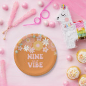 Retro Floral Nine is een Vibe 9e verjaardag Papieren Bordje (Feest)