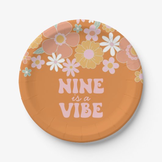 Retro Floral Nine is een Vibe 9e verjaardag Papieren Bordje (Voorkant)