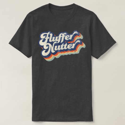 Retro FlufferNutter 1970s Onderdrukt ontwerp T-shirt (Design voorkant)