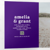 Retro Font Paarse QR Code Foto Moderne bruiloft Drieluik Uitnodiging (Binnenzijde eerst)