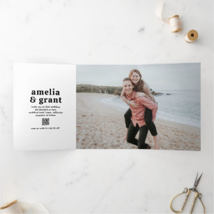 Retro Font Zwart-wit QR Code Foto Huwelijk Drieluik Uitnodiging