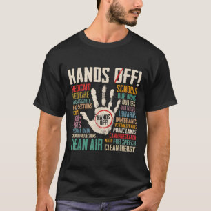 Retro geeft protest tegen sociale zekerheid en med t-shirt