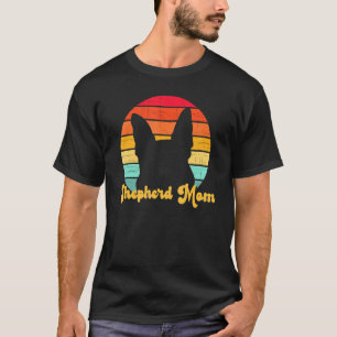 Retro German Shepherd Shepherd Mam for Women T-shirt