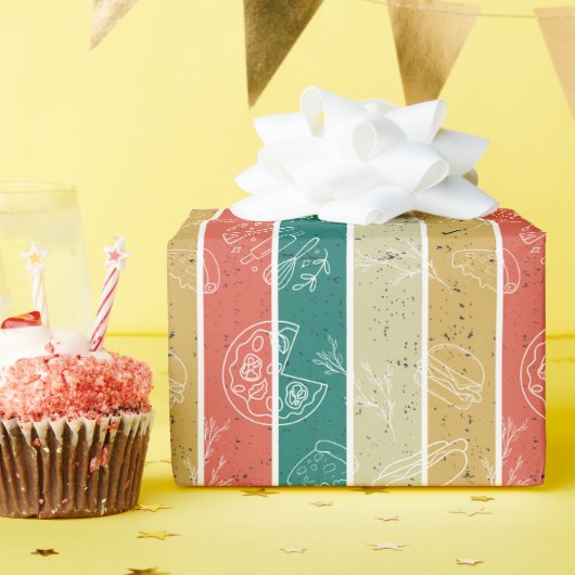 Retro gestreept fastfoodpatroon cadeaupapier (Verjaardagsfeest)