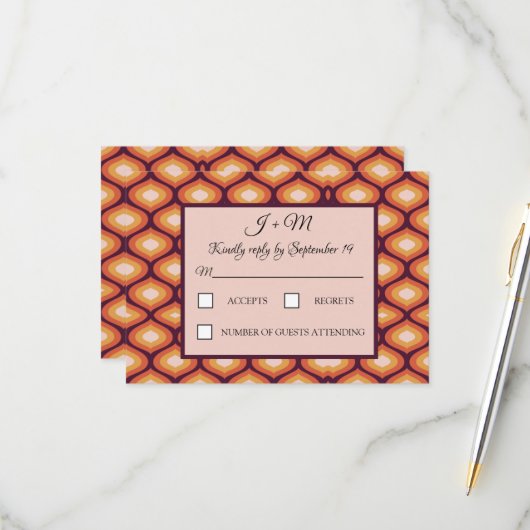 Retro Groovy 70's Oranje bruiloft RSVP Kaartje (Voorkant / Achterkant in situ)