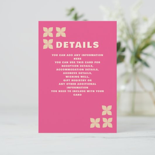 Retro Groovy 70s Roze Beige Bruiloft Informatiekaartje (Staand voorkant)