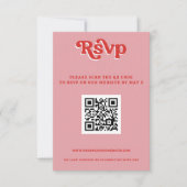 Retro Groovy 70s Schattige Roze en Rode QR-code RSVP Kaartje (Voorkant)