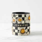 Retro Groovy Daisy Checkerboard gepersonaliseerde  Mok (Midden)