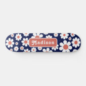 Retro Groovy Daisy Pattern Name Blue Skateboard (Horizontaal)