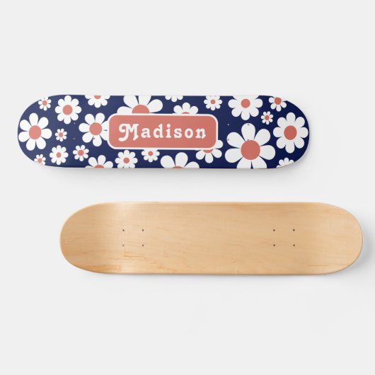 Retro Groovy Daisy Pattern Name Blue Skateboard (Horizontaal)