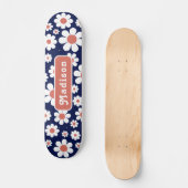 Retro Groovy Daisy Pattern Name Blue Skateboard (Voorkant)