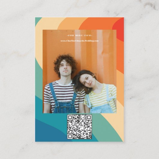 Retro Groovy Kleurrijke Wavy Boho Bruiloft QR Code Visitekaartje (Achterkant)