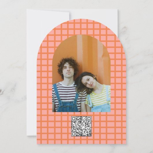 Retro Groovy Kleurrijke Wavy Boho Wedding QR Code Kaart (Achterkant)