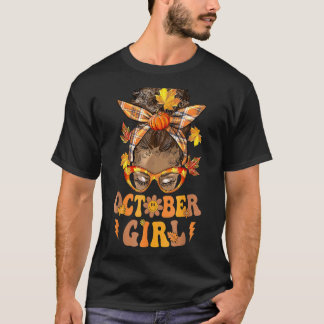Retro Groovy Oktober Girl Messy Bun Halloween Than T-shirt