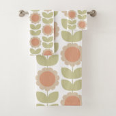 Retro Groovy Summer Flowers Stems Bad Handdoek (Insitu)