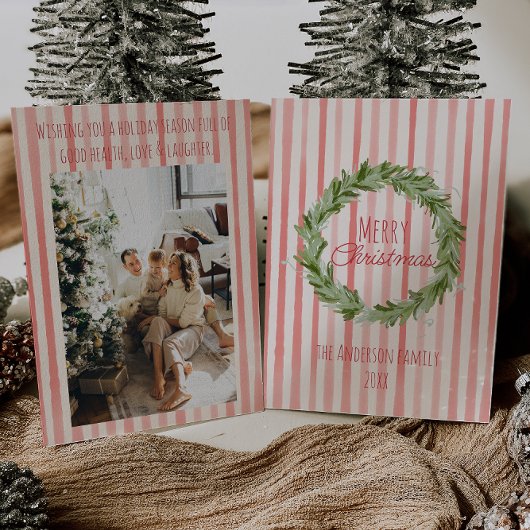 Retro Hand getrokken groene rode kerstkrans Feestdagenkaart