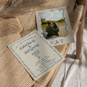 Retro handgetekende marineblauwe funky foto bruilo kaart