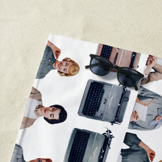 Retro Happy Administrative Professionals Day  Strandlaken (In situ)